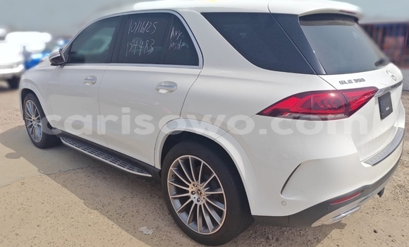 Sayi Na hannu Mercedes-Benz GLE White Mota in Cotonou a Benin Sayi Na hannu Mercedes-Benz GLE White Mota in Cotonou a Benin