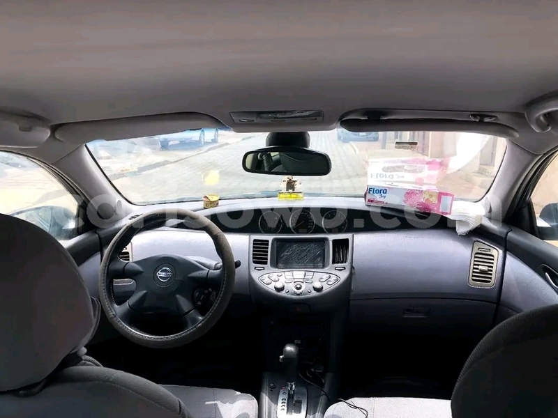 Big with watermark nissan primera benin cotonou 24430