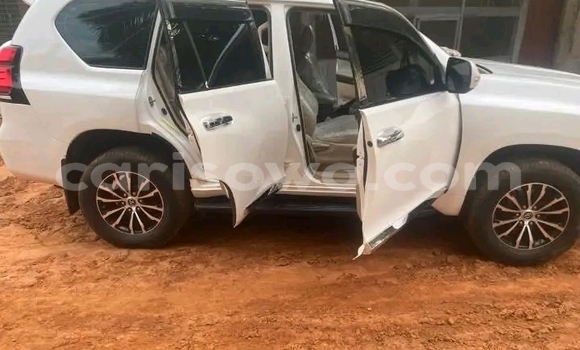 Acheter Occasion Voiture Toyota Prado Blanc à Cotonou, Benin Acheter Occasion Voiture Toyota Prado Blanc à Cotonou, Benin