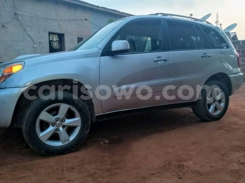 Big with watermark toyota rav4 benin cotonou 24432