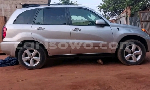 Acheter Occasion Voiture Toyota RAV4 Other à Cotonou, Benin Acheter Occasion Voiture Toyota RAV4 Other à Cotonou, Benin