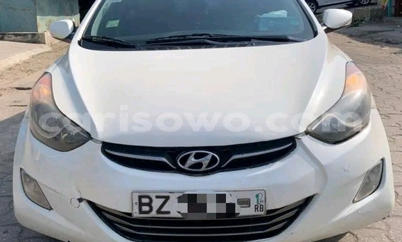 Acheter Occasion Voiture Hyundai Elantra Blanc à Cotonou, Benin Acheter Occasion Voiture Hyundai Elantra Blanc à Cotonou, Benin