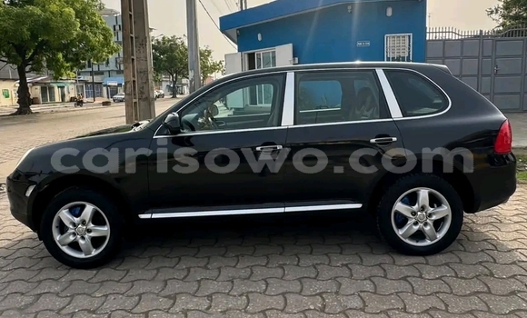 Sayi Na hannu Porsche Cayenne Black Mota in Cotonou a Benin Sayi Na hannu Porsche Cayenne Black Mota in Cotonou a Benin