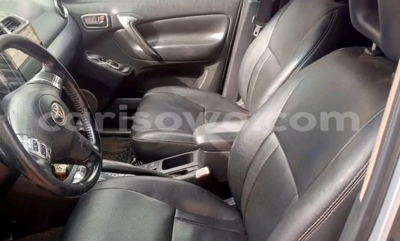 Acheter Occasion Voiture Toyota RAV4 Other à Cotonou, Benin Acheter Occasion Voiture Toyota RAV4 Other à Cotonou, Benin