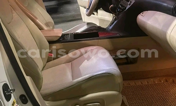 Acheter Occasion Voiture Lexus RX 350 Blanc à Cotonou, Benin Acheter Occasion Voiture Lexus RX 350 Blanc à Cotonou, Benin