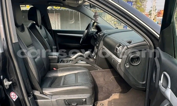 Acheter Occasion Voiture Porsche Cayenne Noir à Cotonou, Benin Acheter Occasion Voiture Porsche Cayenne Noir à Cotonou, Benin