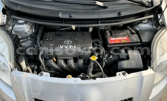 Acheter Occasion Voiture Toyota Yaris Blanc à Cotonou, Benin Acheter Occasion Voiture Toyota Yaris Blanc à Cotonou, Benin