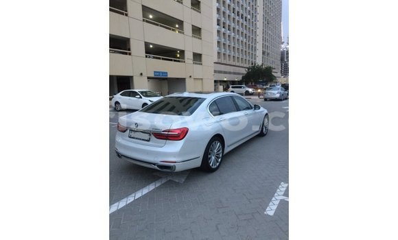 Sayi Imported BMW C White Motsi in Import - Dubai a Benin