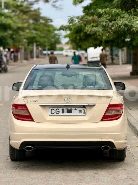 Big with watermark mercedes benz 300cd benin cotonou 24453