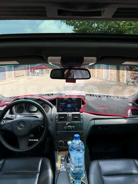 Big with watermark mercedes benz 300cd benin cotonou 24453