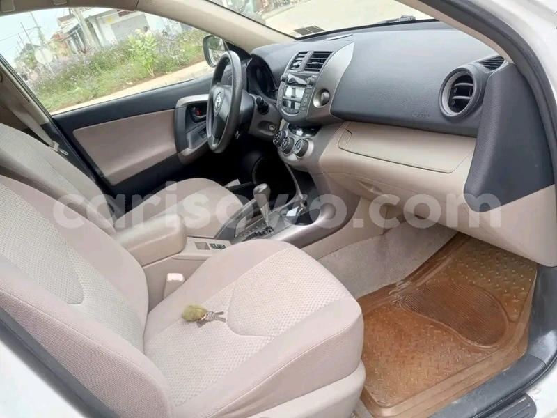 Big with watermark toyota rav4 benin cotonou 24458