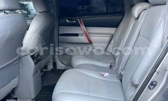 Acheter Occasion Voiture Toyota Highlander Other à Cotonou, Benin Acheter Occasion Voiture Toyota Highlander Other à Cotonou, Benin