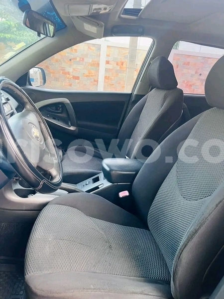 Big with watermark toyota rav4 benin cotonou 24468