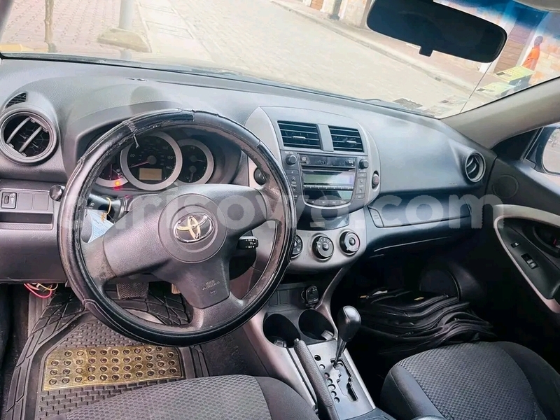 Big with watermark toyota rav4 benin cotonou 24468