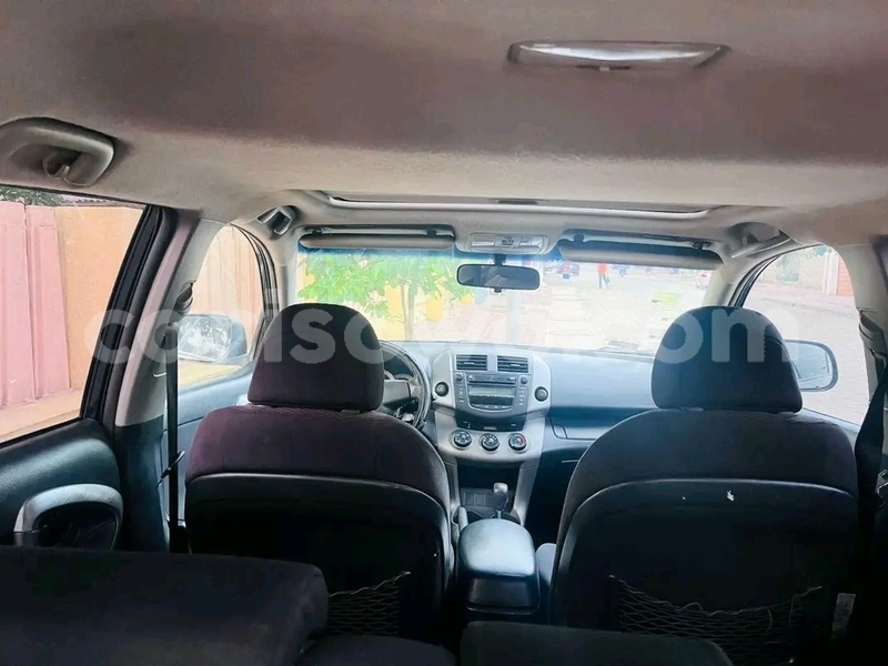 Big with watermark toyota rav4 benin cotonou 24468