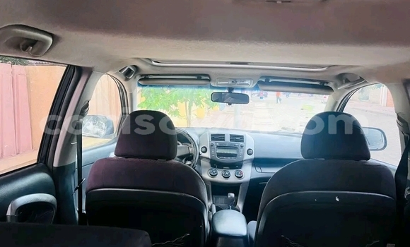 Acheter Occasion Voiture Toyota RAV4 Noir à Cotonou, Benin Acheter Occasion Voiture Toyota RAV4 Noir à Cotonou, Benin