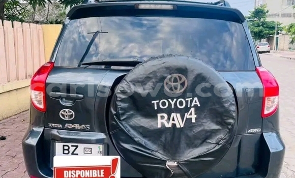 Acheter Occasion Voiture Toyota RAV4 Noir à Cotonou, Benin Acheter Occasion Voiture Toyota RAV4 Noir à Cotonou, Benin