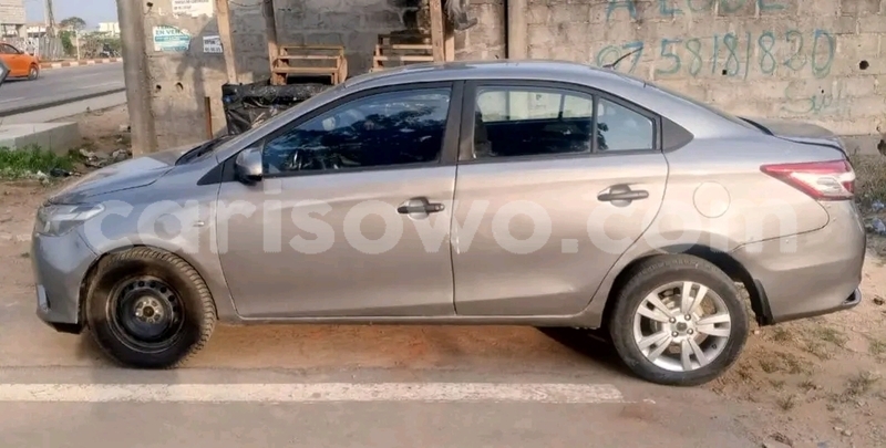 Big with watermark toyota yaris benin cotonou 24474