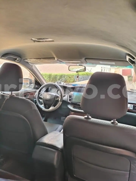 Big with watermark honda accord benin cotonou 24478