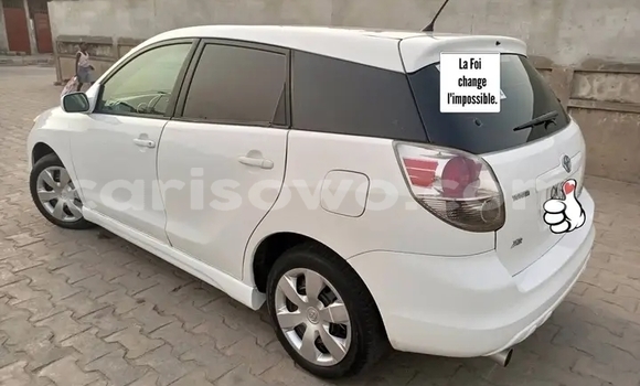 Acheter Occasion Voiture Toyota Matrix Blanc à Cotonou, Benin Acheter Occasion Voiture Toyota Matrix Blanc à Cotonou, Benin
