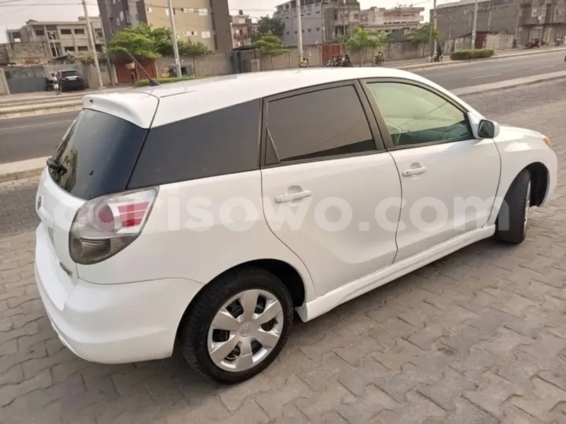 Big with watermark toyota matrix benin cotonou 24479