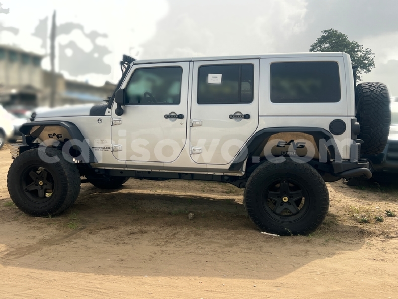 Big with watermark jeep wrangler benin cotonou 24480