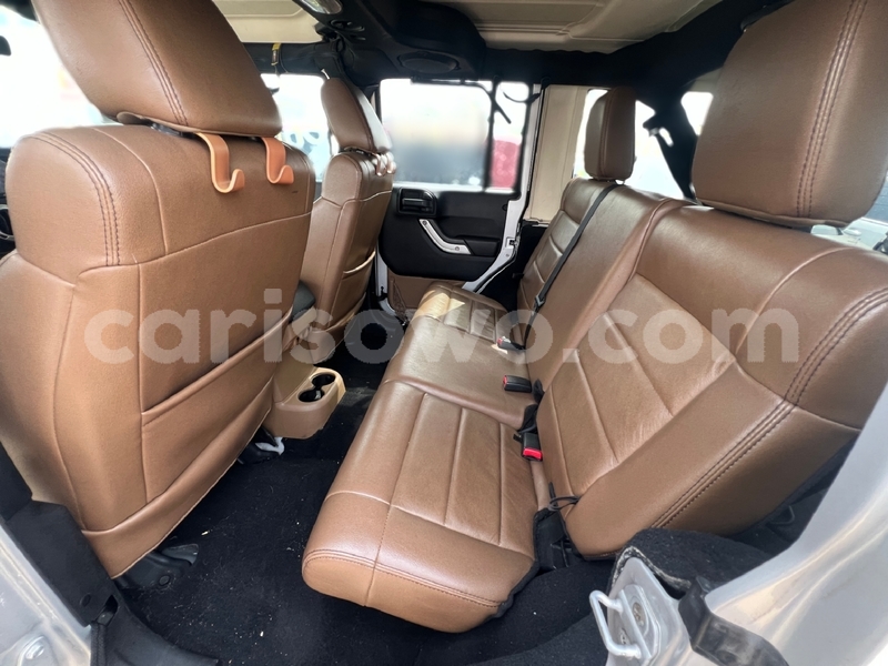 Big with watermark jeep wrangler benin cotonou 24480