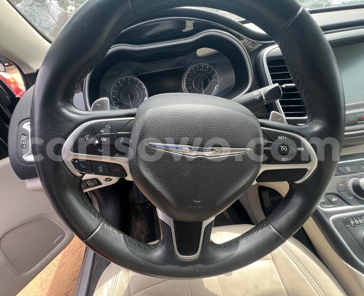 Big with watermark chrysler 200 benin cotonou 24485