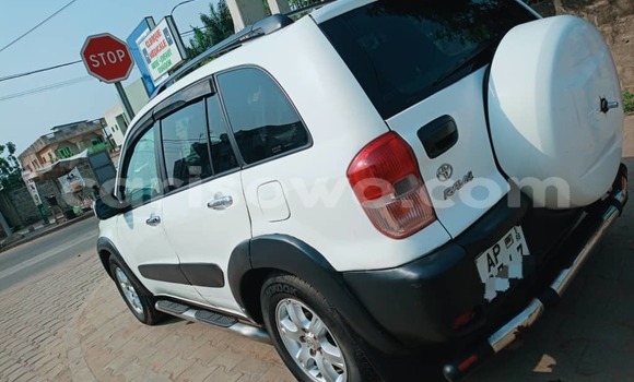 Buy Used Toyota RAV4 White Car in Cotonou in Benign Buy Used Toyota RAV4 White Car in Cotonou in Benign
