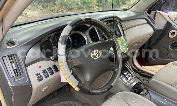 Acheter Occasion Voiture Toyota Highlander Rouge à Lokossa, Benin Acheter Occasion Voiture Toyota Highlander Rouge à Lokossa, Benin