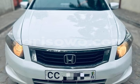 Buy Used Honda Accord White Car in Cotonou in Benign Buy Used Honda Accord White Car in Cotonou in Benign