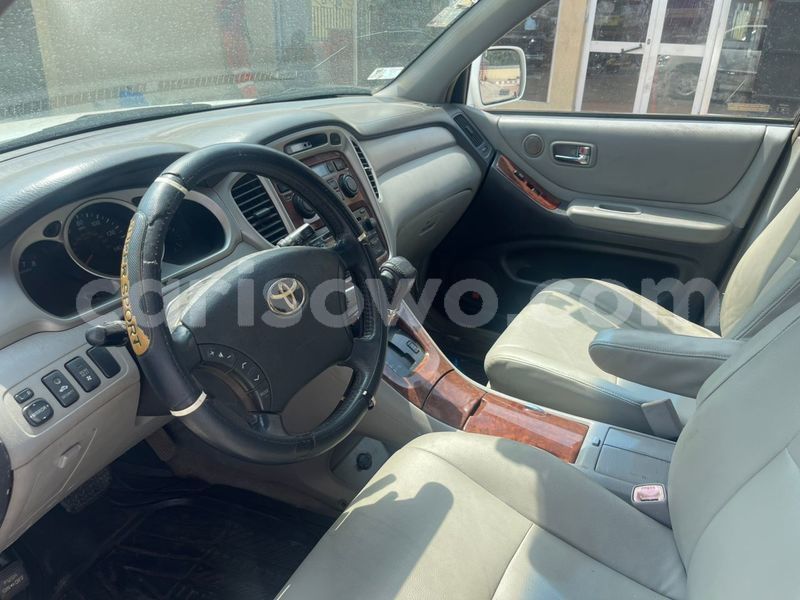 Big with watermark toyota highlander benin cotonou 24512