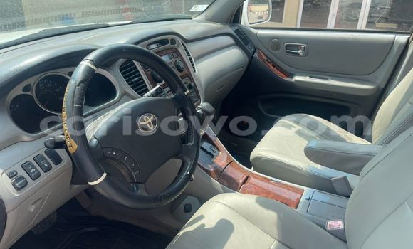 Buy Used Toyota Highlander White Car in Cotonou in Benign Buy Used Toyota Highlander White Car in Cotonou in Benign