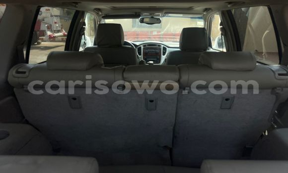 Buy Used Toyota Highlander White Car in Cotonou in Benign Buy Used Toyota Highlander White Car in Cotonou in Benign