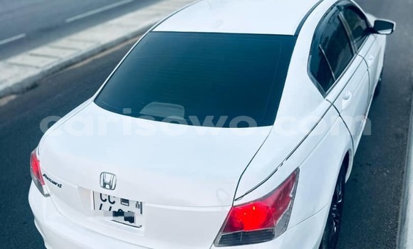 Buy Used Honda Accord White Car in Cotonou in Benign Buy Used Honda Accord White Car in Cotonou in Benign