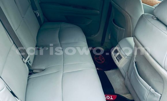 Buy Used Toyota Avalon White Car in Cotonou in Benign Buy Used Toyota Avalon White Car in Cotonou in Benign