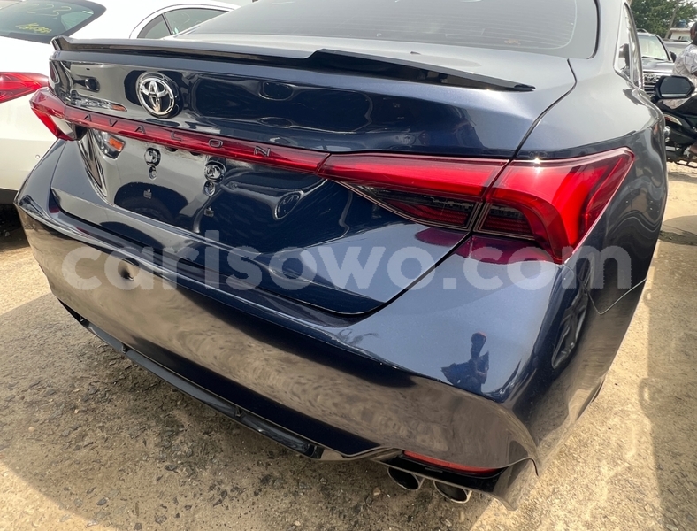 Big with watermark toyota avalon benin cotonou 24517