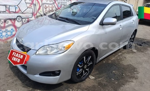 Acheter Occasion Voiture Toyota Matrix Blanc à Abomey, Benin Acheter Occasion Voiture Toyota Matrix Blanc à Abomey, Benin