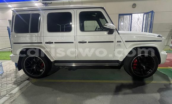Sayi Na hannu Mercedes-Benz G-klasse AMG White Mota in Cotonou a Benin Sayi Na hannu Mercedes-Benz G-klasse AMG White Mota in Cotonou a Benin