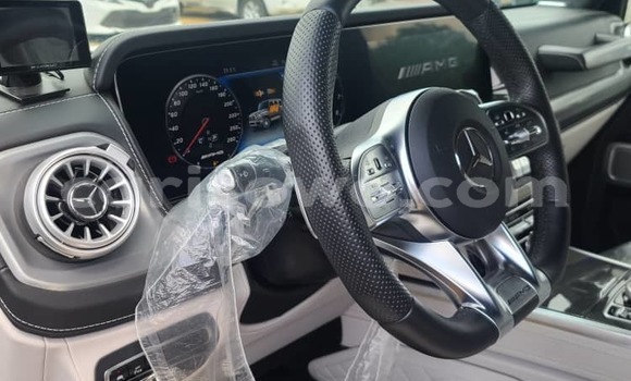 Sayi Na hannu Mercedes-Benz G-klasse AMG White Mota in Cotonou a Benin Sayi Na hannu Mercedes-Benz G-klasse AMG White Mota in Cotonou a Benin