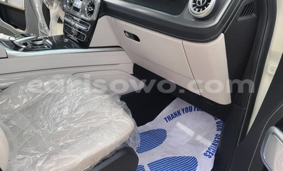 Sayi Na hannu Mercedes-Benz G-klasse AMG White Mota in Cotonou a Benin Sayi Na hannu Mercedes-Benz G-klasse AMG White Mota in Cotonou a Benin