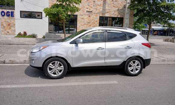 Sayi Na hannu Jeep Wrangler Black Mota in Cotonou a Benin Sayi Na hannu Jeep Wrangler Black Mota in Cotonou a Benin