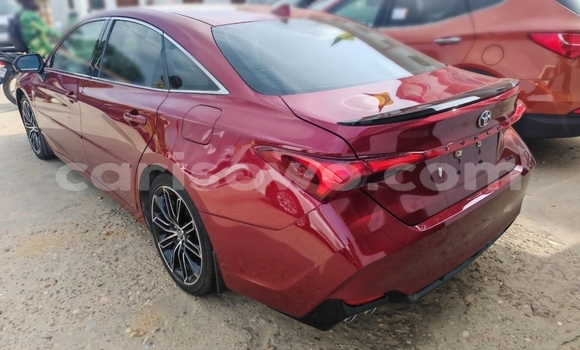 Sayi Na hannu Toyota Avalon Red Mota in Cotonou a Benin Sayi Na hannu Toyota Avalon Red Mota in Cotonou a Benin