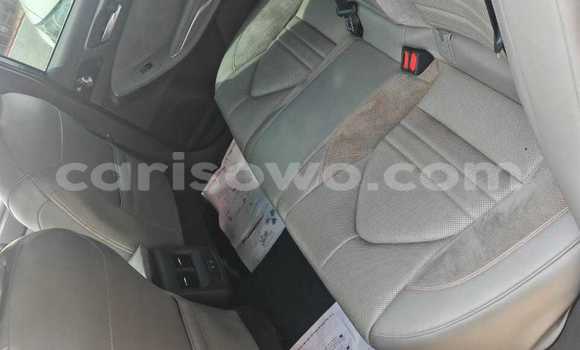 Sayi Na hannu Toyota Avalon Black Mota in Cotonou a Benin Sayi Na hannu Toyota Avalon Black Mota in Cotonou a Benin