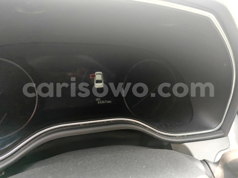 Big with watermark toyota avalon benin cotonou 24529