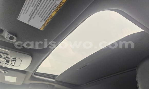 Sayi Na hannu Toyota Avalon Black Mota in Cotonou a Benin Sayi Na hannu Toyota Avalon Black Mota in Cotonou a Benin