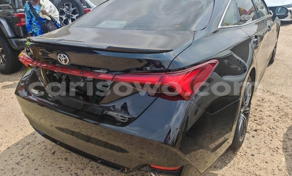 Sayi Na hannu Toyota Avalon Black Mota in Cotonou a Benin Sayi Na hannu Toyota Avalon Black Mota in Cotonou a Benin