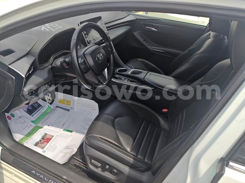 Big with watermark toyota avalon benin cotonou 24530