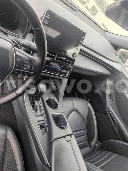 Big with watermark toyota avalon benin cotonou 24530