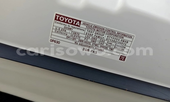 Sayi Na hannu Toyota Avalon White Mota in Cotonou a Benin Sayi Na hannu Toyota Avalon White Mota in Cotonou a Benin